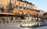 Außenbereich von Arthotel Gran Paradiso bei Sorrent in Italien
