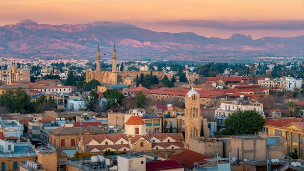 Altstadt von Nikosia, Nordzypern, mit der Selimiye-Moschee auf Zypern